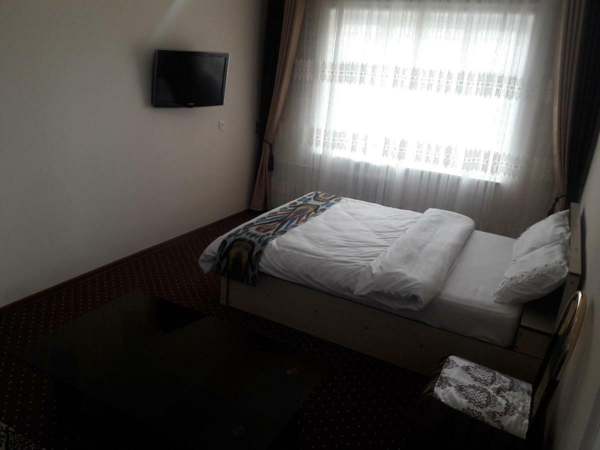Manzur Apartment Fergana Bagian luar foto