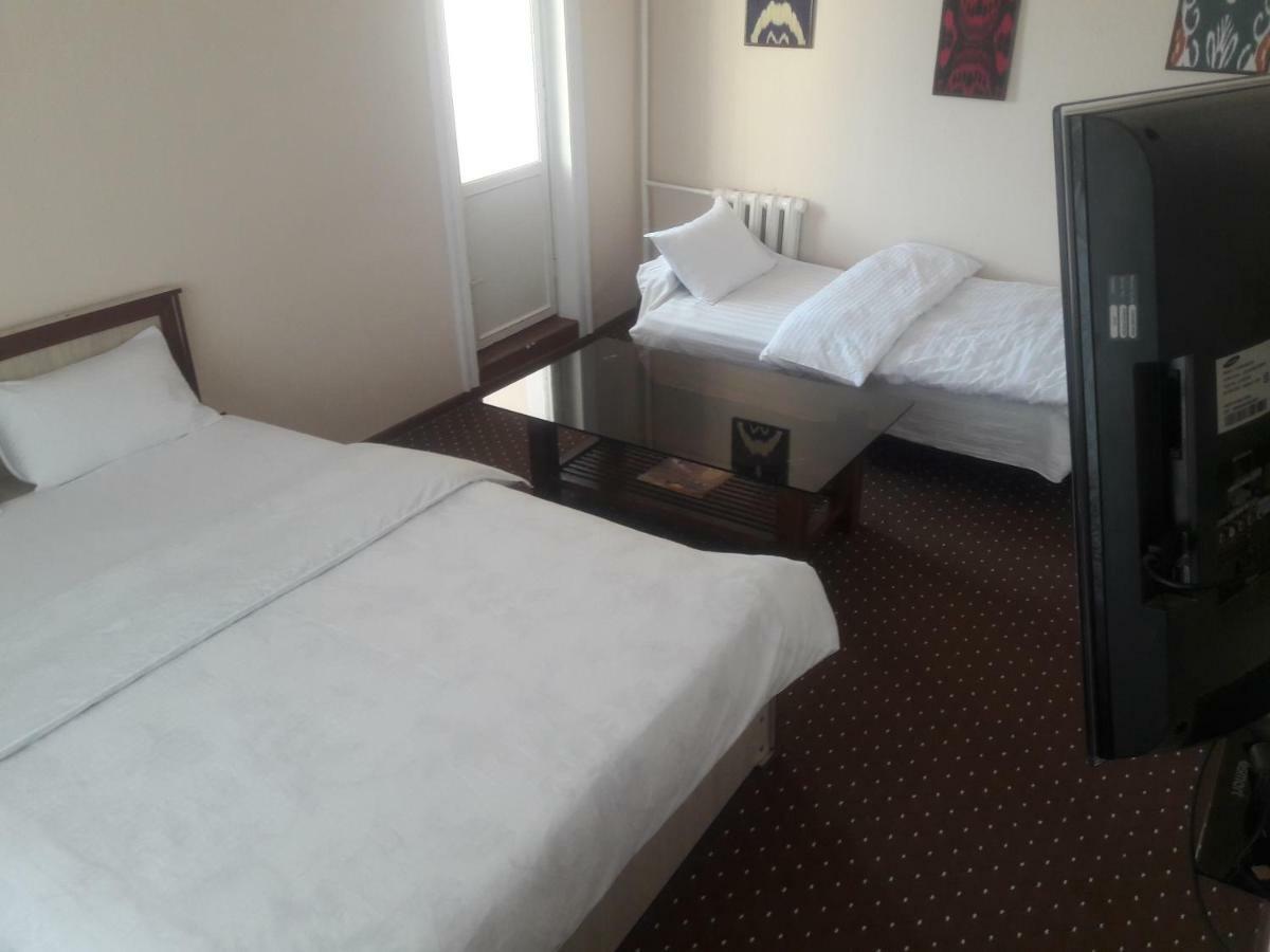 Manzur Apartment Fergana Bagian luar foto