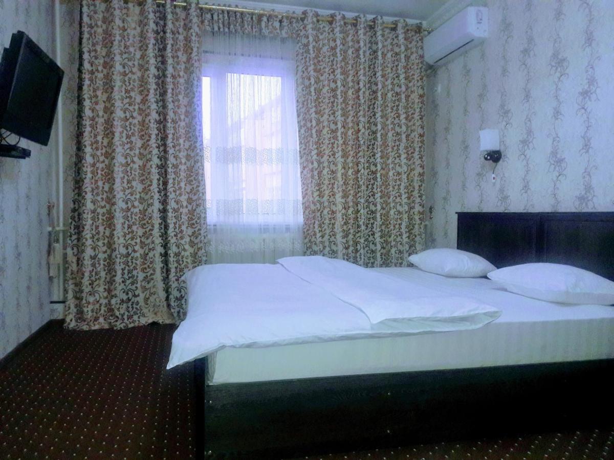 Manzur Apartment Fergana Bagian luar foto